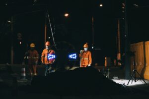 9 Night Shift Workers Share Their Most Disturbing Encounters: True Stories