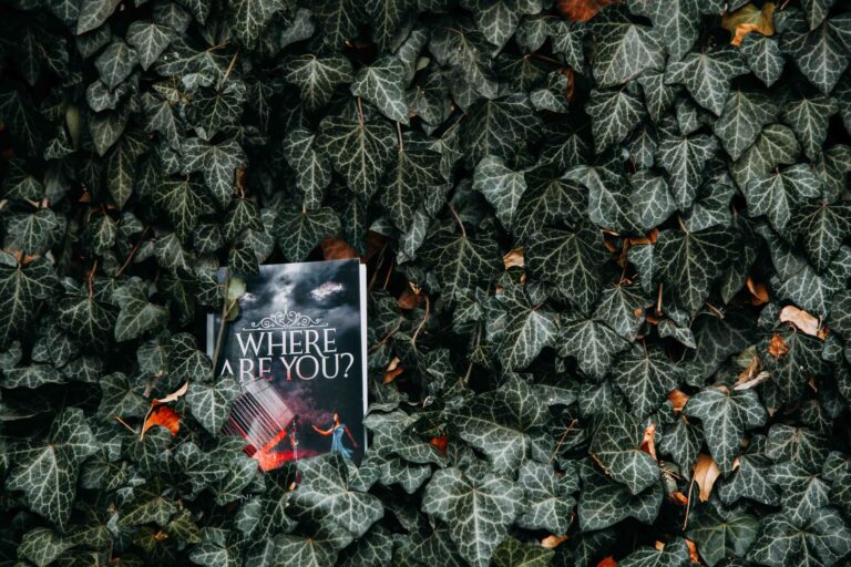10 Creepy Short Stories to Read at Night (And Where to Find Them) - NightShiftTales